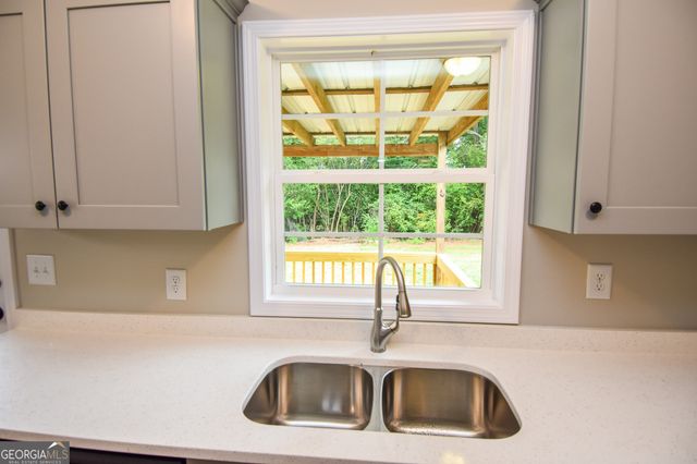 1138 Vestavia Lane, Thomaston, GA 30286