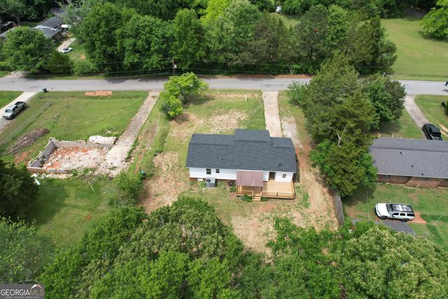 1138 Vestavia Lane, Thomaston, GA 30286