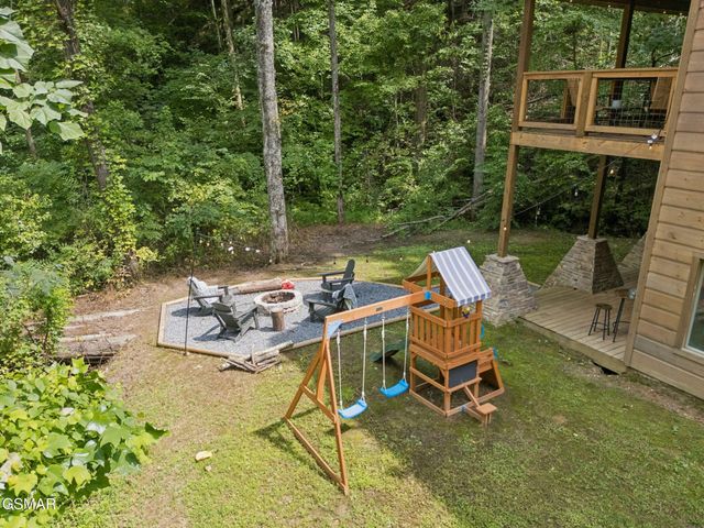 1615 Bear Valley Road, Sevierville, TN 37876