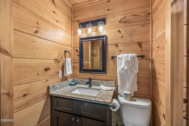 1615 Bear Valley Road, Sevierville, TN 37876