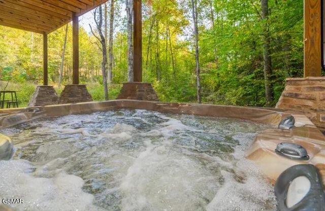 1615 Bear Valley Road, Sevierville, TN 37876