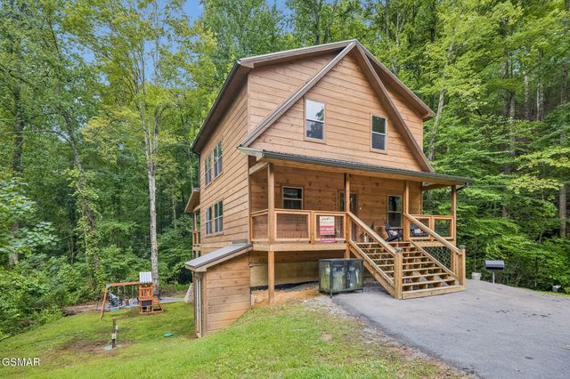 1615 Bear Valley Road, Sevierville, TN 37876