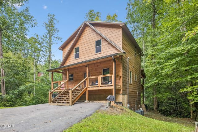 1615 Bear Valley Road, Sevierville, TN 37876
