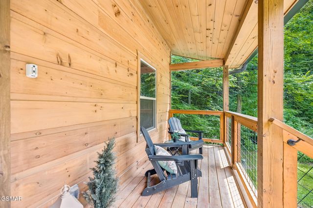 1615 Bear Valley Road, Sevierville, TN 37876