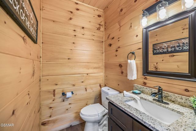1615 Bear Valley Road, Sevierville, TN 37876