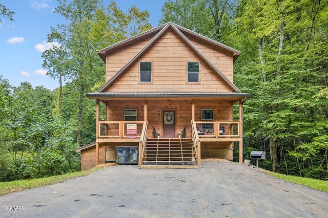 1615 Bear Valley Road, Sevierville, TN 37876