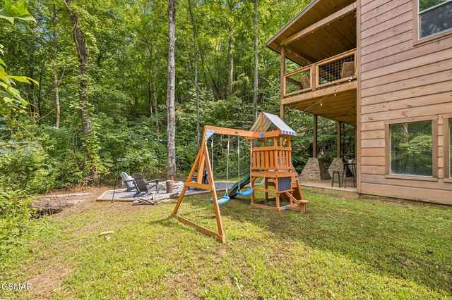 1615 Bear Valley Road, Sevierville, TN 37876