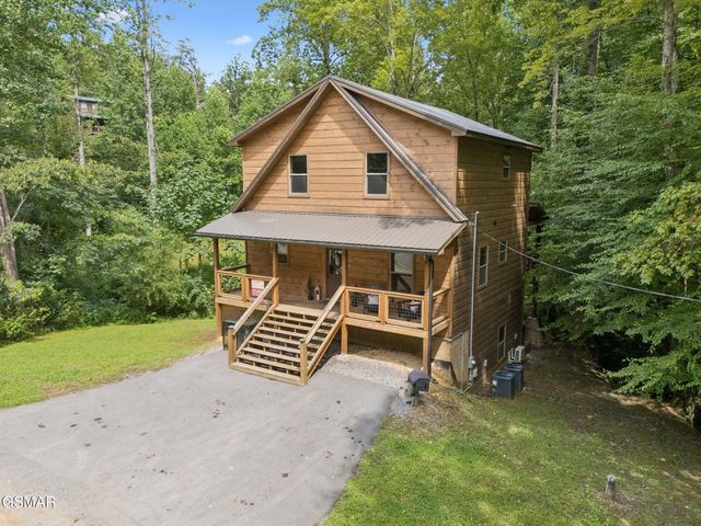1615 Bear Valley Road, Sevierville, TN 37876