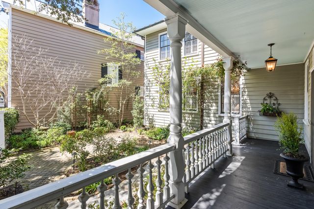 28 Warren Street, Charleston, SC 29403
