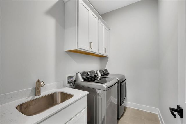 2080 Parkside Lane, Roswell, GA 30076