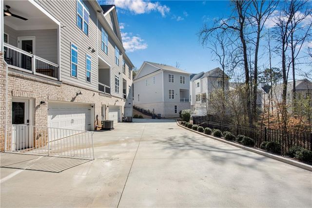 2080 Parkside Lane, Roswell, GA 30076