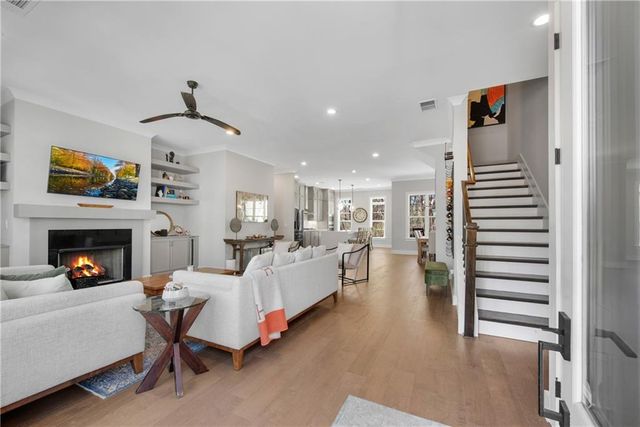 2080 Parkside Lane, Roswell, GA 30076