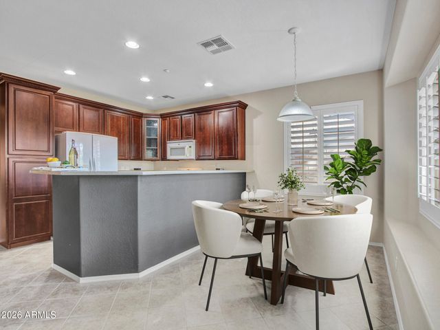 15839 N 74TH Avenue, Peoria, AZ 85382