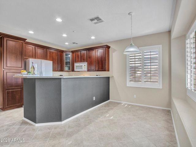 15839 N 74TH Avenue, Peoria, AZ 85382