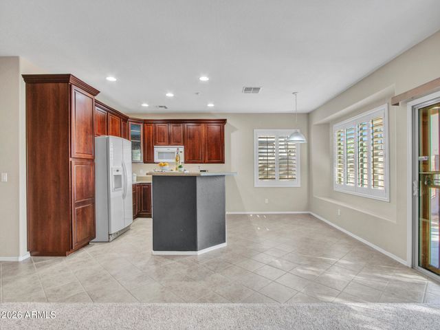 15839 N 74TH Avenue, Peoria, AZ 85382