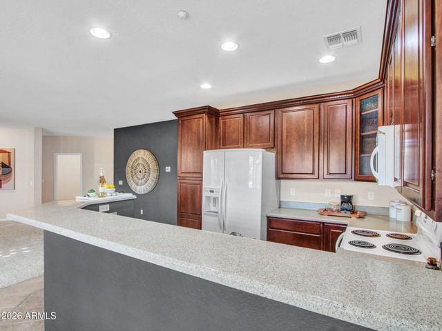 15839 N 74TH Avenue, Peoria, AZ 85382