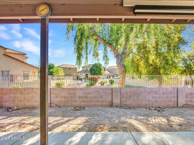 15839 N 74TH Avenue, Peoria, AZ 85382
