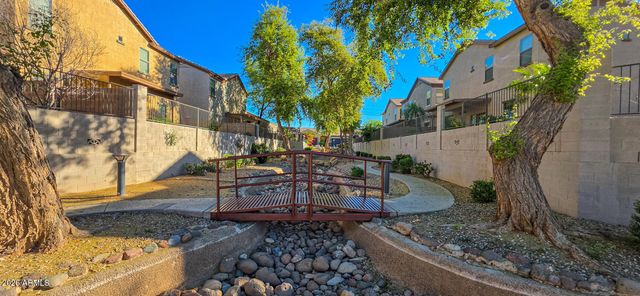 15839 N 74TH Avenue, Peoria, AZ 85382