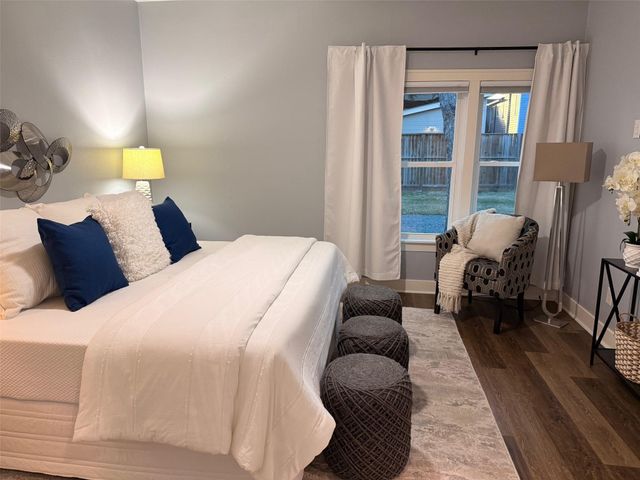 537 Columbia Street, Houston, TX 77007