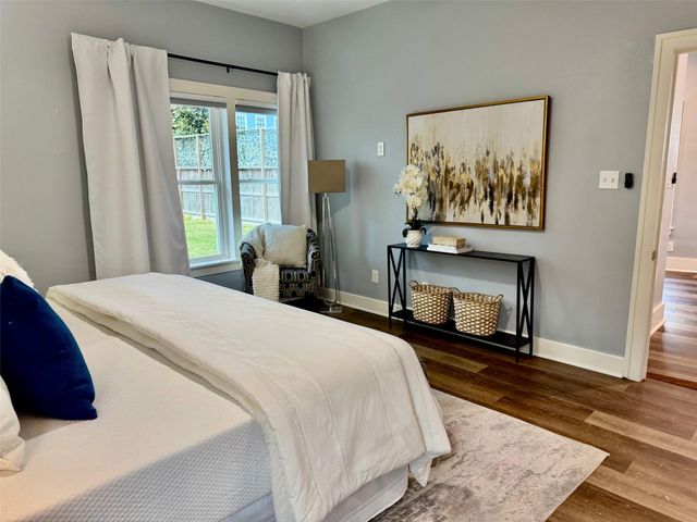 537 Columbia Street, Houston, TX 77007