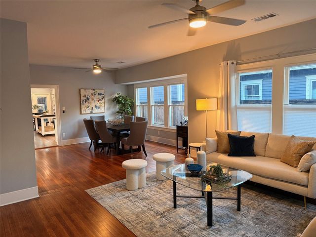 537 Columbia Street, Houston, TX 77007