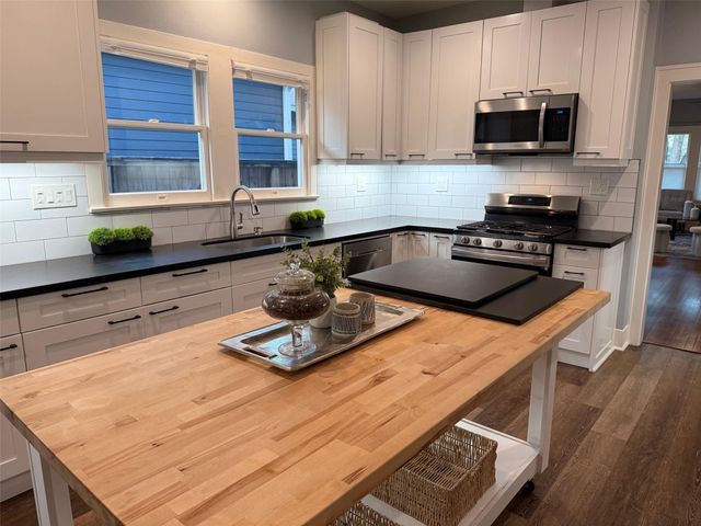 537 Columbia Street, Houston, TX 77007