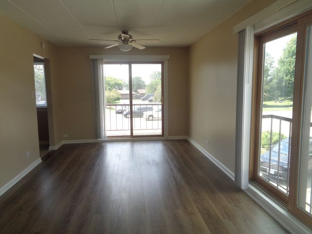 10221 CENTRAL Avenue 2A, Oak Lawn, IL 60453