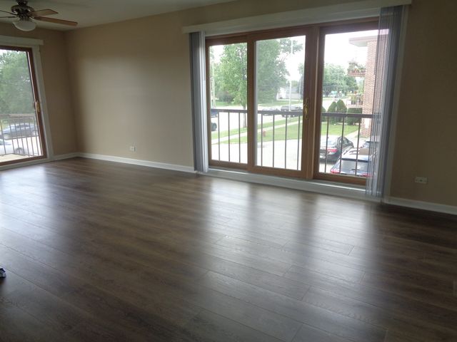10221 CENTRAL Avenue 2A, Oak Lawn, IL 60453