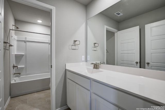 7410 Cheyne Walk, Converse, TX 78109