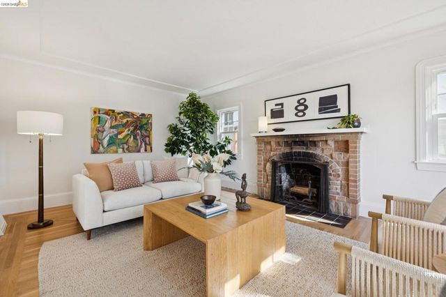 425 Kentucky Ave, Berkeley, CA 94707
