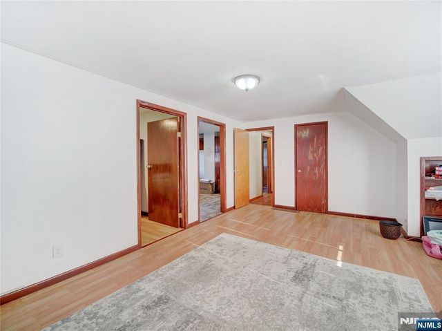 475 Dewey Avenue, Saddle Brook, NJ 07663