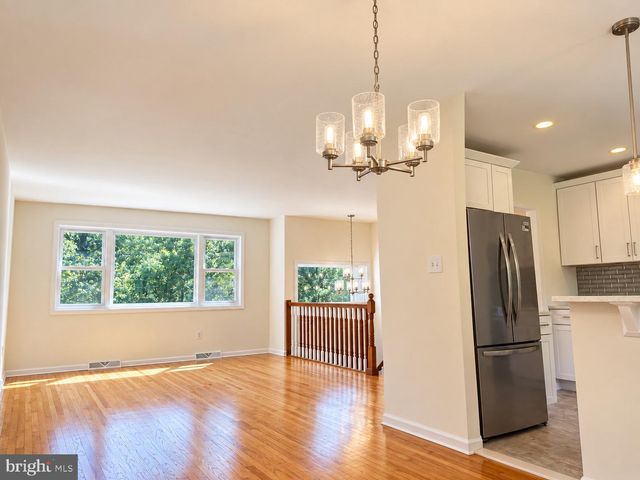 291 UNION ST, Glassboro, NJ 08028