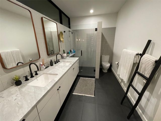 1713 Bluebonnet LN B, Austin, TX 78704