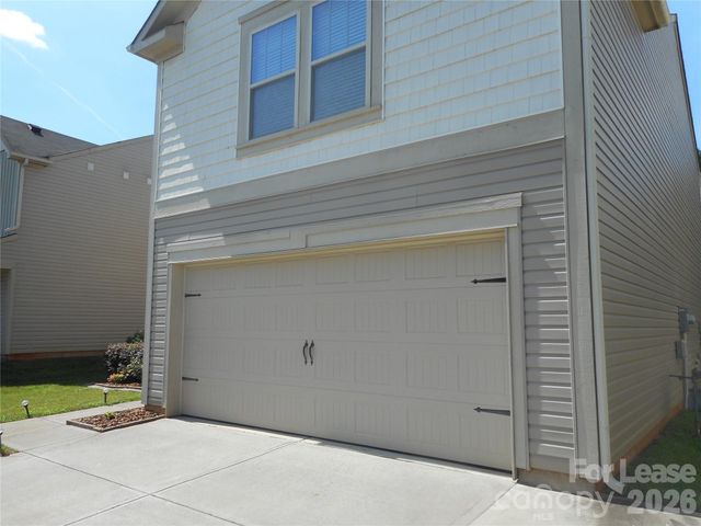7156 Pitzer Drive, Charlotte, NC 28269