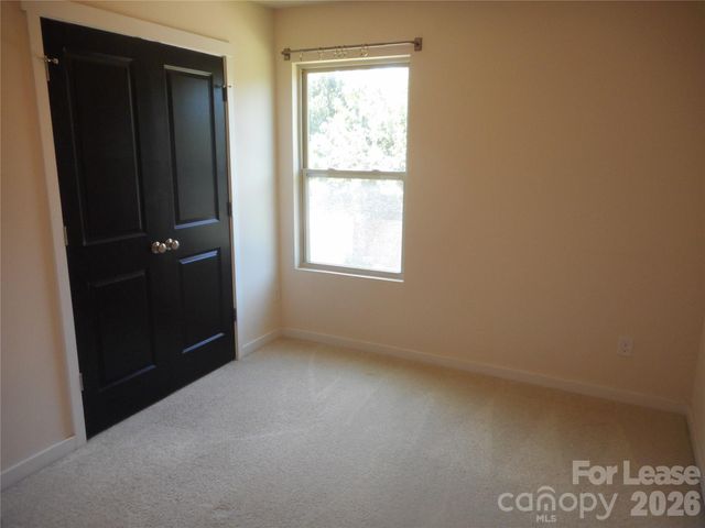 7156 Pitzer Drive, Charlotte, NC 28269
