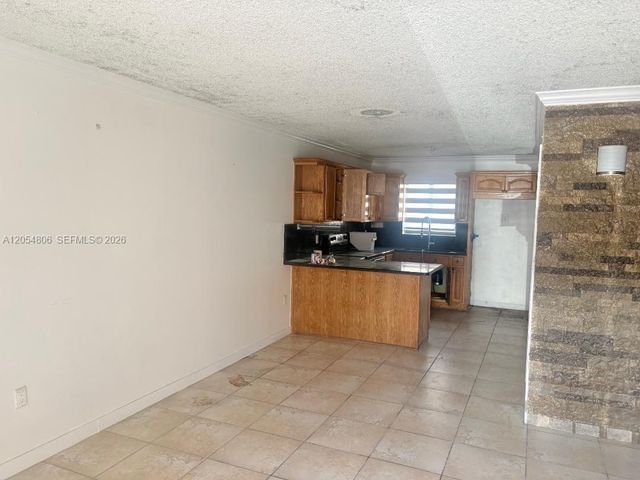 2332 W 56th Street 7, Hialeah, FL 33016