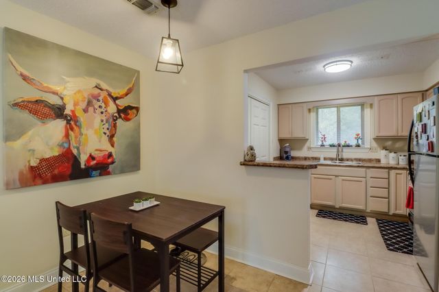 5 Wilderness Run, Diamondhead, MS 39525