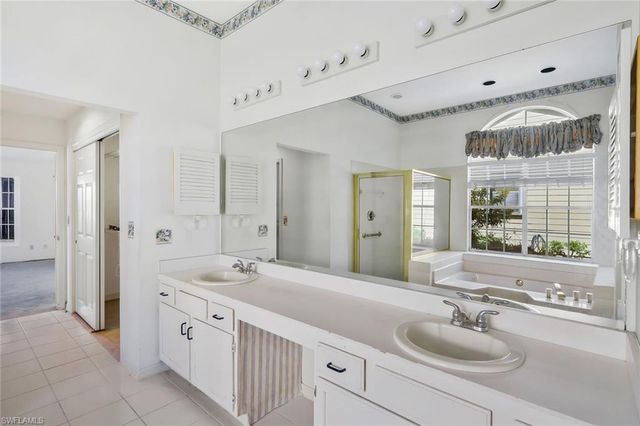 6522 Ilex CIR, Naples, FL 34109