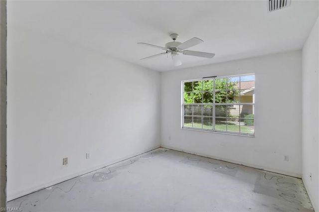 6522 Ilex CIR, Naples, FL 34109