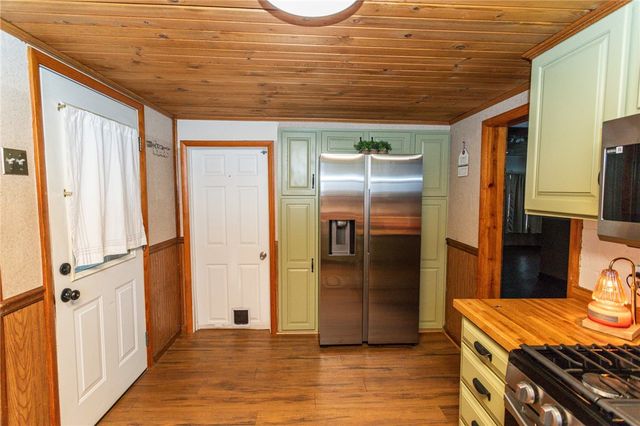 1001 Springfield Pike, Connellsville, PA 15425