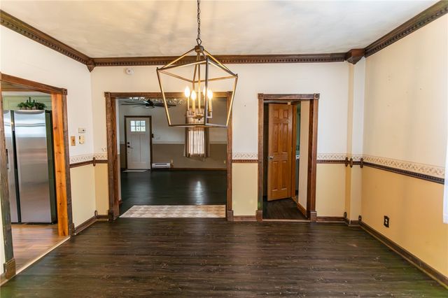 1001 Springfield Pike, Connellsville, PA 15425