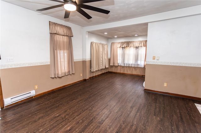 1001 Springfield Pike, Connellsville, PA 15425