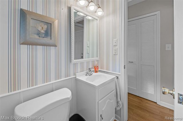925 Westview Road, Bloomfield Hills, MI 48304