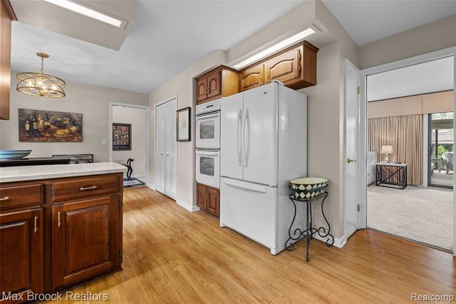 925 Westview Road, Bloomfield Hills, MI 48304