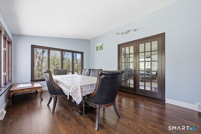 54 Kenmore Road, Bloomfield, CT 06002