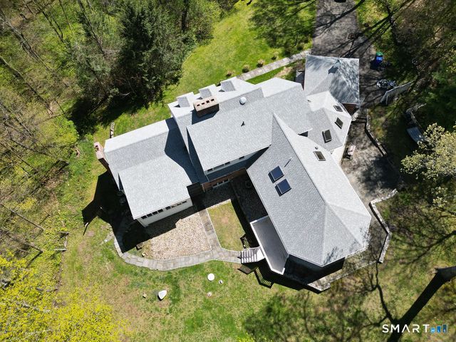 54 Kenmore Road, Bloomfield, CT 06002