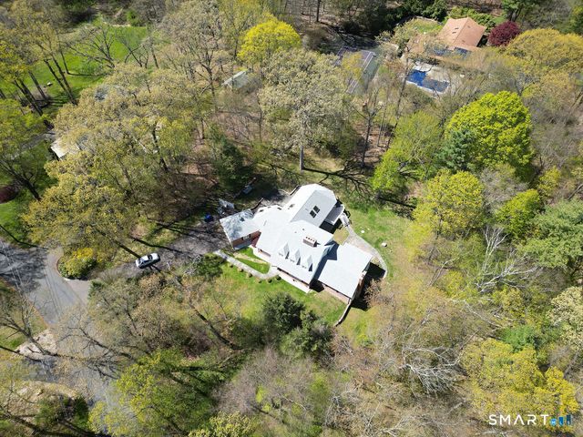 54 Kenmore Road, Bloomfield, CT 06002