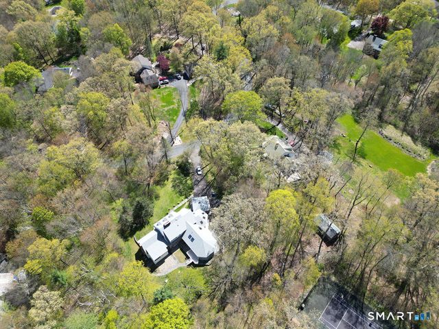 54 Kenmore Road, Bloomfield, CT 06002