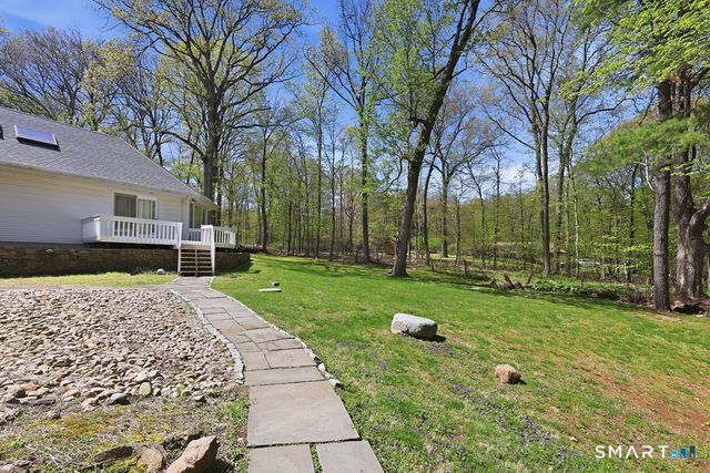 54 Kenmore Road, Bloomfield, CT 06002