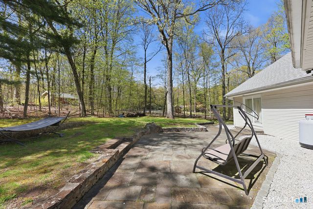 54 Kenmore Road, Bloomfield, CT 06002